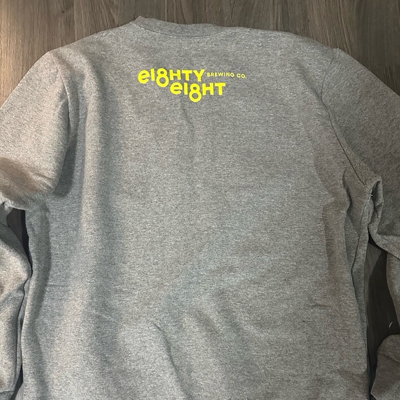 EC Men’s 88 Brewery Grey Crewneck Sweatshirt - Size L - Picture 2 of 2